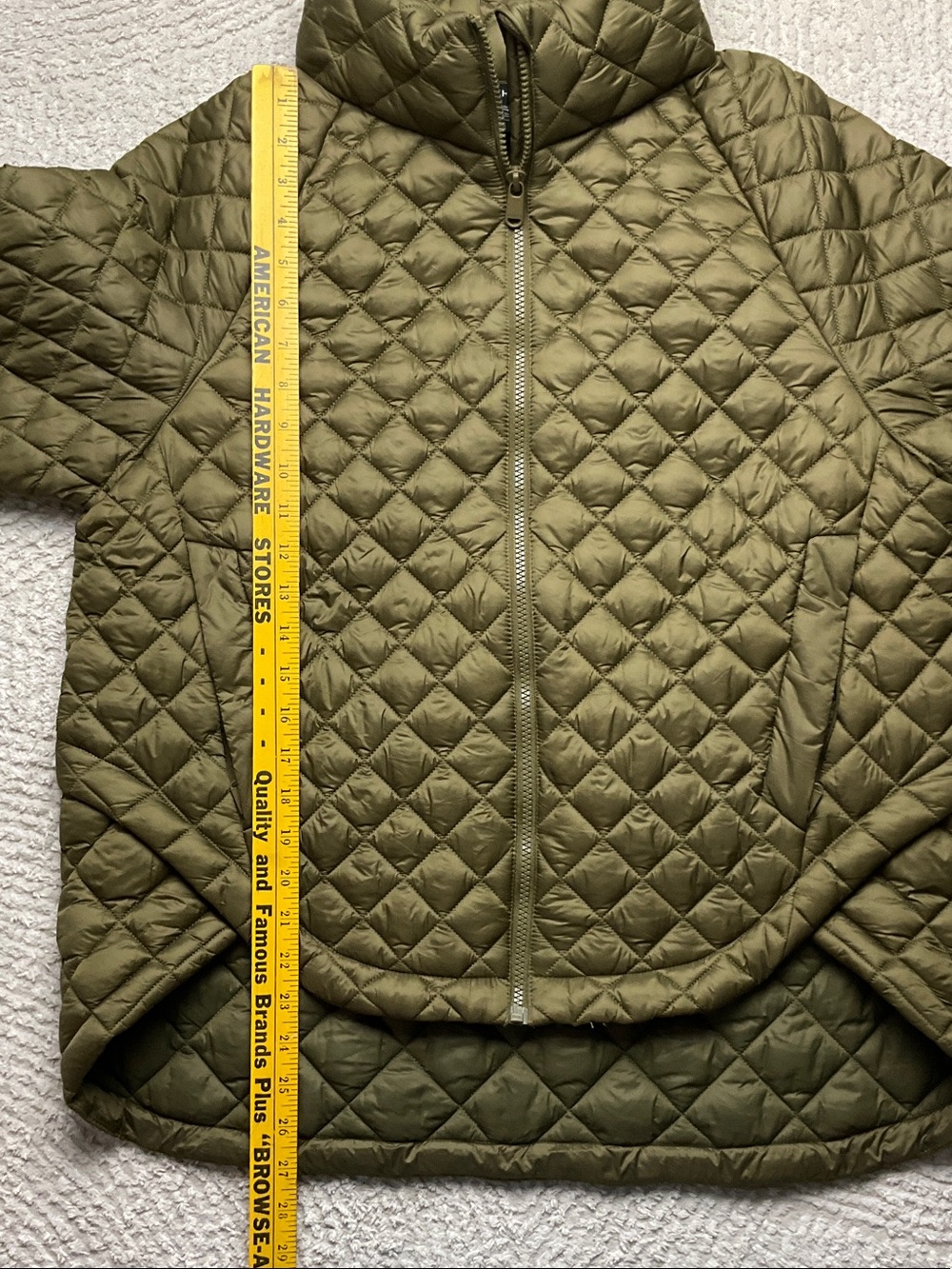 Athleta Olive Whisper Featherless Puffer Jacket Women’s Size Large - Picture 8 of 16